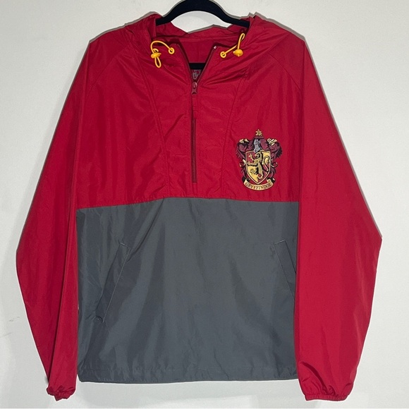 Universal Studios Harry Potter Gryffindor WIndbreaker Gray Red Size Small - Picture 1 of 6